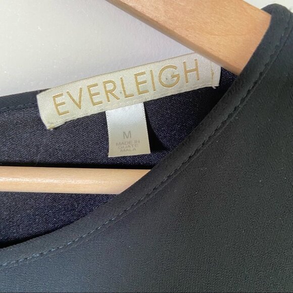 Everleigh Chiffon Romper Short Flutter Sleeve Keyhole Back 3" Short Medium - Picture 7 of 10